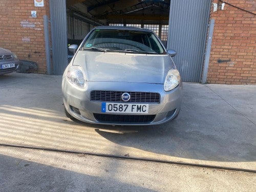 FIAT Grande Punto 1.4 Active 95