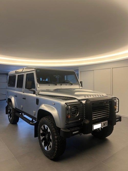 LAND-ROVER Defender 110 SW SE