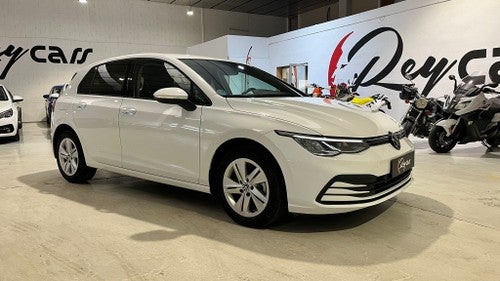 VOLKSWAGEN Golf 1.0 eTSI Life DSG 81kW