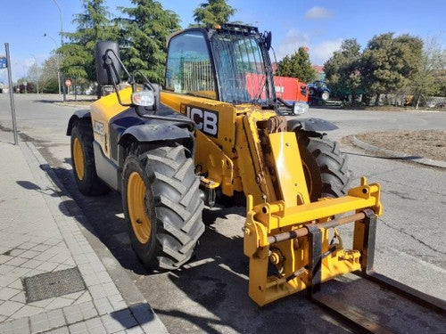 JCB 541-70