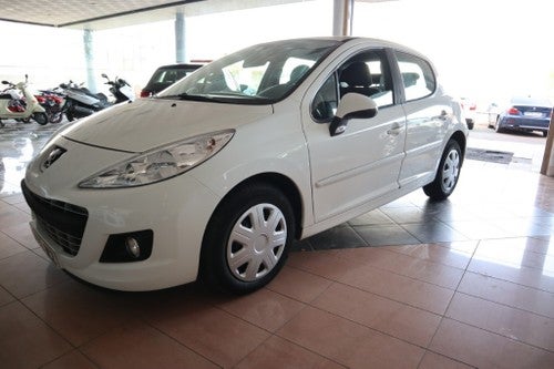 PEUGEOT 207 1.6HDI FAP Allure