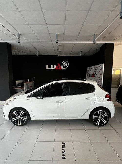 PEUGEOT 208 1.6BlueHDi S&S GT Line 120