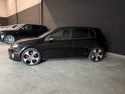 VOLKSWAGEN Golf 2.0 TSI GTI