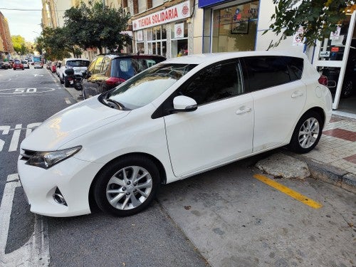 TOYOTA Auris 120D Active