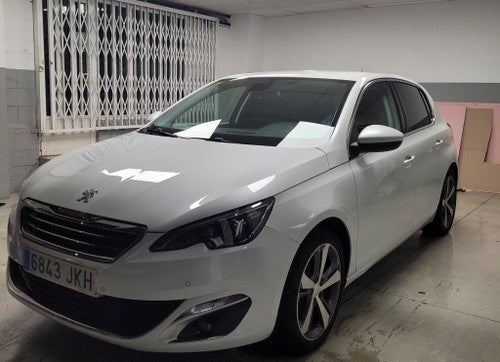 PEUGEOT 308 1.2 e-THP PureTech S&S Business Line