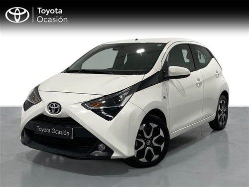 TOYOTA Aygo 70 x-play