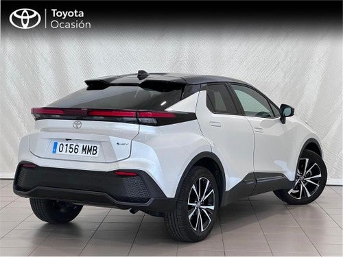 TOYOTA C-HR Advance Plus + Skyview®