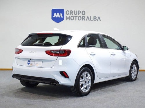 KIA Ceed 1.6 MHEV iMT 100kW (136CV) Drive