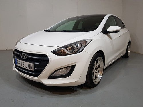 HYUNDAI i30 1.4 Tecno Sky