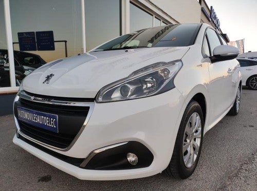 PEUGEOT 208 1.2 PureTech Allure 82