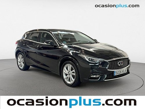 INFINITI Q30 1.5D PREMIUM