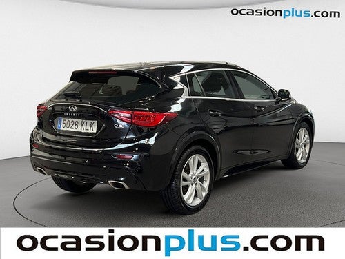 INFINITI Q30 1.5D PREMIUM