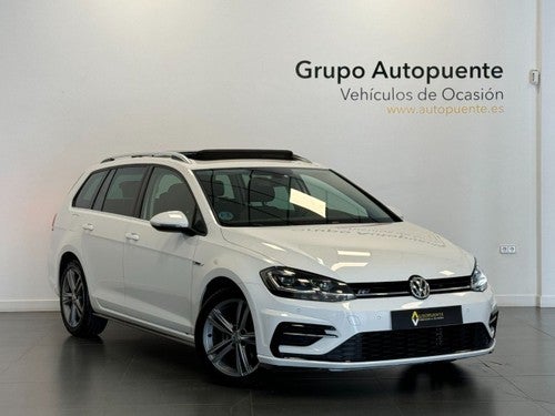 VOLKSWAGEN Golf SPORT R LINE