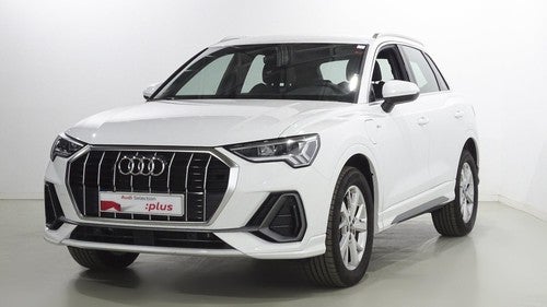 AUDI Q3 45 TFSIe S line S-tronic