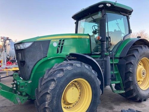 John Deere 7230R 