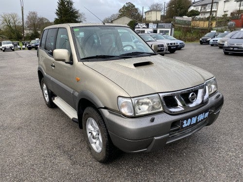 NISSAN Terrano 3.0 DI Luxury