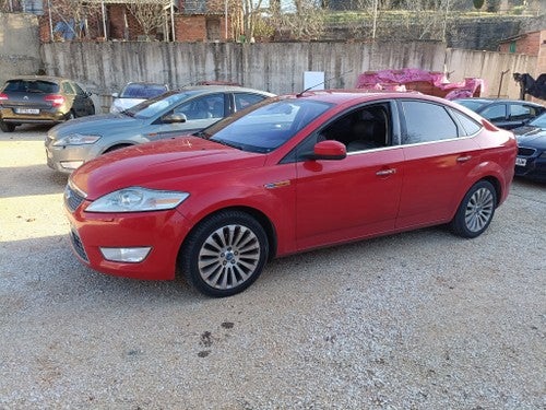 FORD Mondeo 2.0i FFV Titanium