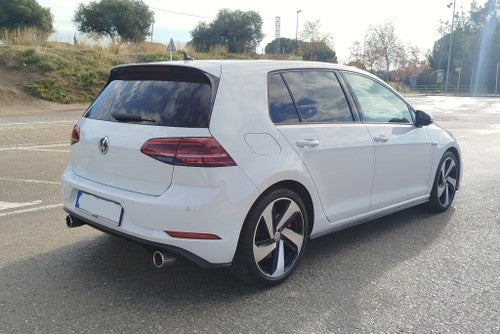 VOLKSWAGEN Golf 2.0 TSI GTI Performance 180kW