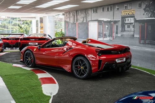 FERRARI 488 Spider Pista