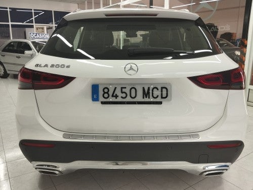 MERCEDES-BENZ Clase GLA 200d 8G-DCT