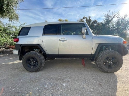 TOYOTA FJ Cruiser 4.0 V6 4WD