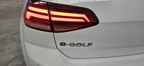 VOLKSWAGEN Golf e-Golf ePower