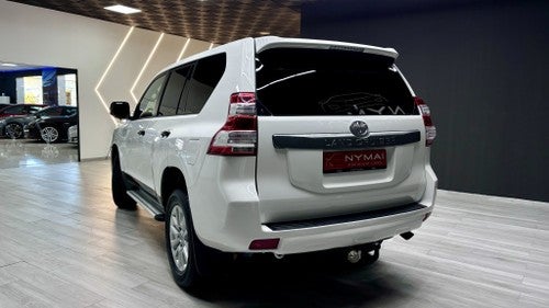 TOYOTA Land Cruiser D-4D GX