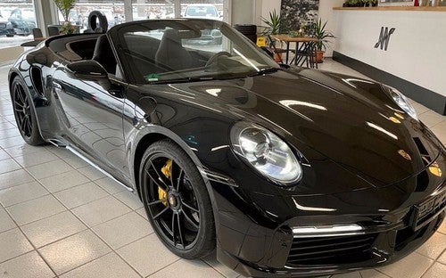 PORSCHE 911 Turbo S Cabriolet PDK