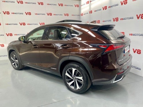 LEXUS NX 300h Luxury 4WD