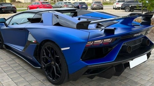 LAMBORGHINI Aventador Roadster SVJ