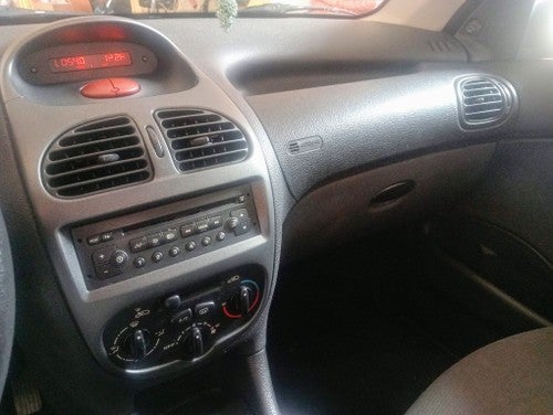 PEUGEOT 206 1.4HDI E-Music