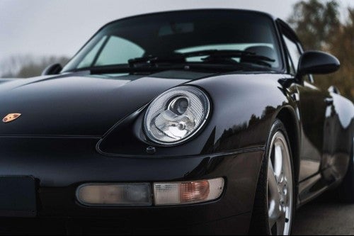 PORSCHE 911 Turbo (993)