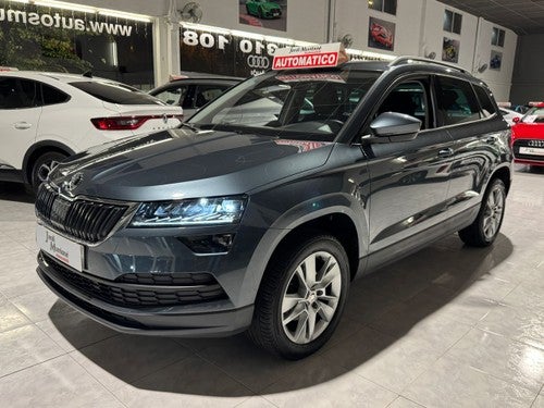 SKODA Karoq 1.5TSI 150CV DSG-7 AMBITION .- " IMPECABLE ".- " NACIONAL ".-