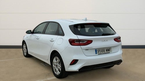 Kia Ceed 1.6 MHEV iMT 100kW (136CV) Concept