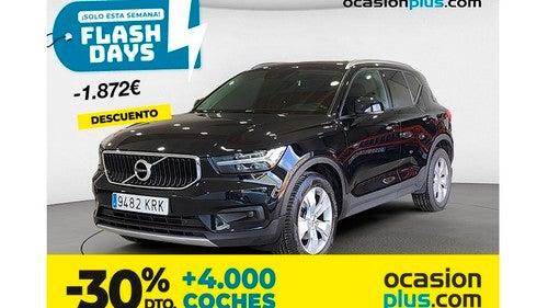 VOLVO XC40 T3 Momentum