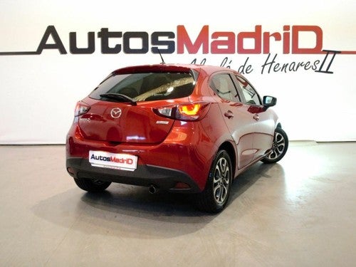 Mazda 2 Luxury 1.5 GE 66kW 90CV