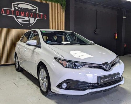 TOYOTA Auris 1.2 Turbo CVT Active