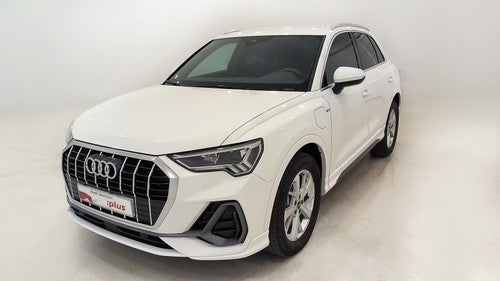 AUDI Q3 45 TFSIe S line S-tronic