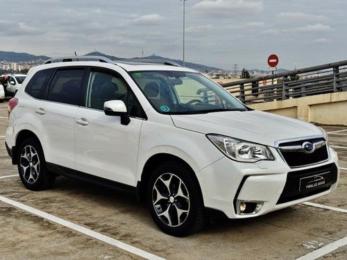 SUBARU Forester 2.0 XT Executive Plus CVT