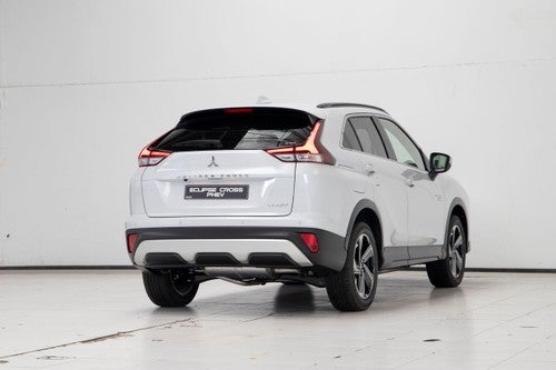 Mitsubishi Eclipse Cross PHEV Kaiteki 4WD