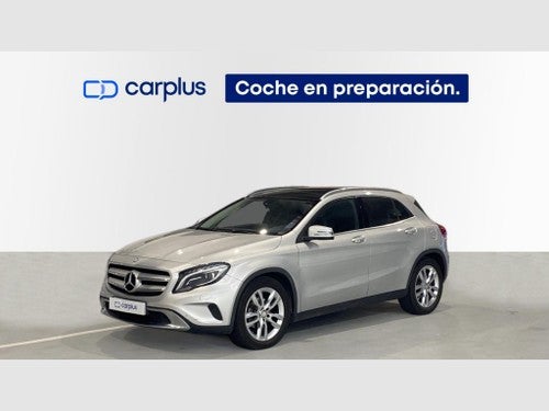 MERCEDES-BENZ Clase GLA 200d Urban