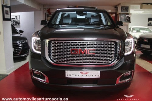 GMC Yukon Denali 6.2 V8 4WD