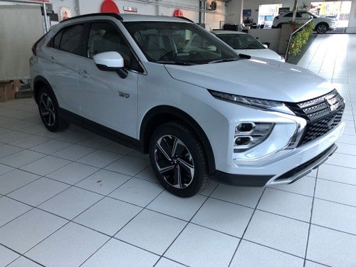 MITSUBISHI Eclipse Cross PHEV Kaiteki + 4WD