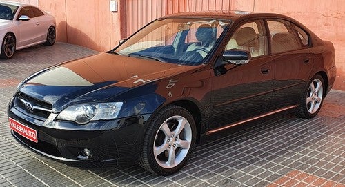 SUBARU Legacy 3.0 R SE Aut.