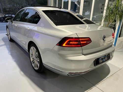 VOLKSWAGEN Passat 2.0TDI BiT Sport 4M DSG 176kW