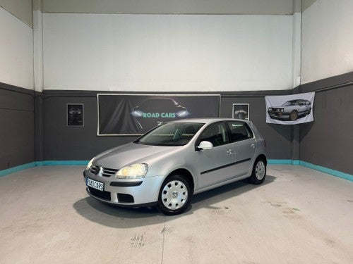 VOLKSWAGEN Golf 1.6 Advance