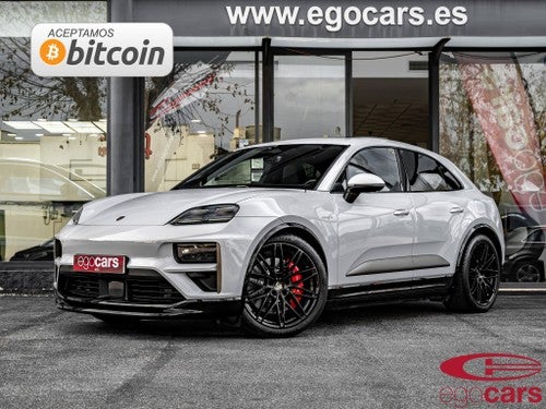 PORSCHE Macan Turbo