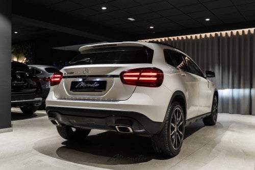 MERCEDES-BENZ Clase GLA 180 Urban