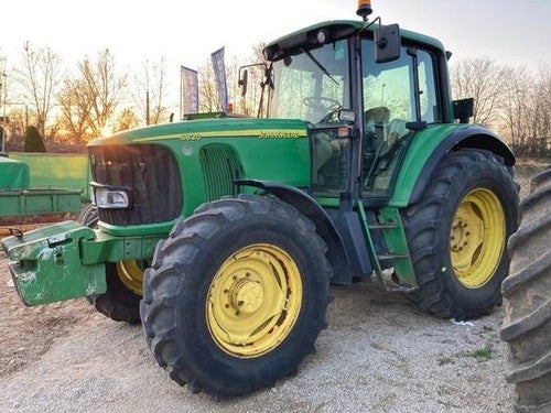 John Deere 6820 