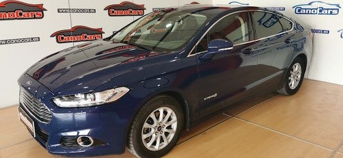 FORD Mondeo Sedán 2.0 HEV Titanium